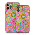 Bright Flowers - Apple iPhone 12 Skin