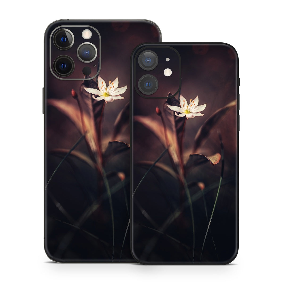 Delicate Bloom - Apple iPhone 12 Skin