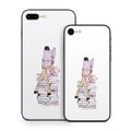 Bookworm - Apple iPhone 8 Skin