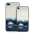 The Lotus - Apple iPhone 8 Skin