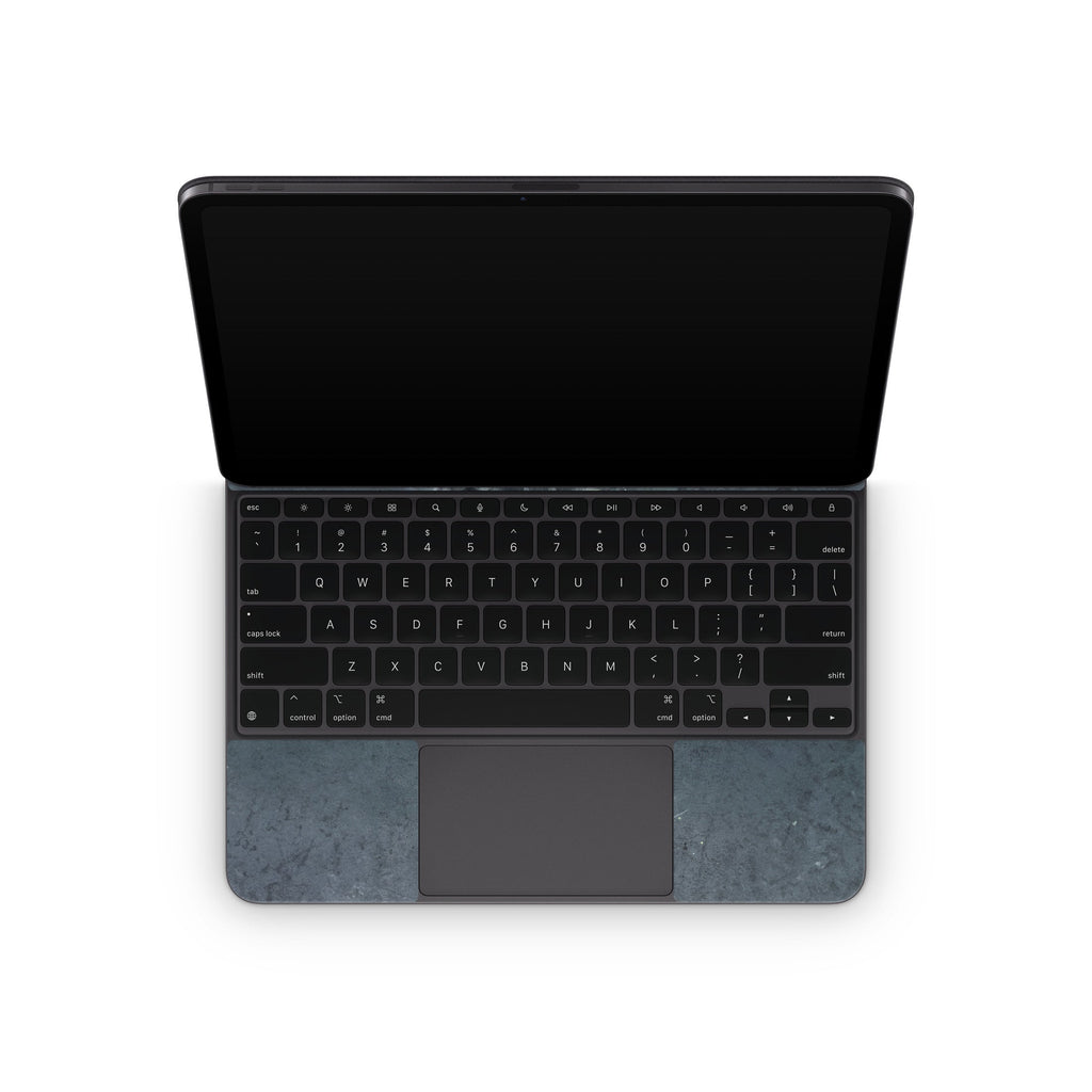 Wolf Reflection - Apple Magic Keyboard for iPad Skin